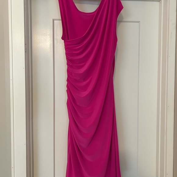 Evening dress - Picture 2 of 3